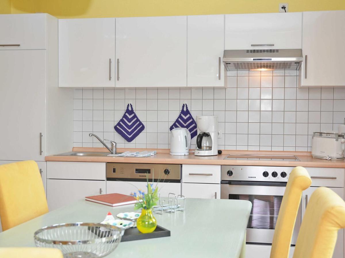 "Villa Laetitia" - Wg 15 - Zentral, Strandnah, 2 Balkone Binz Exterior foto